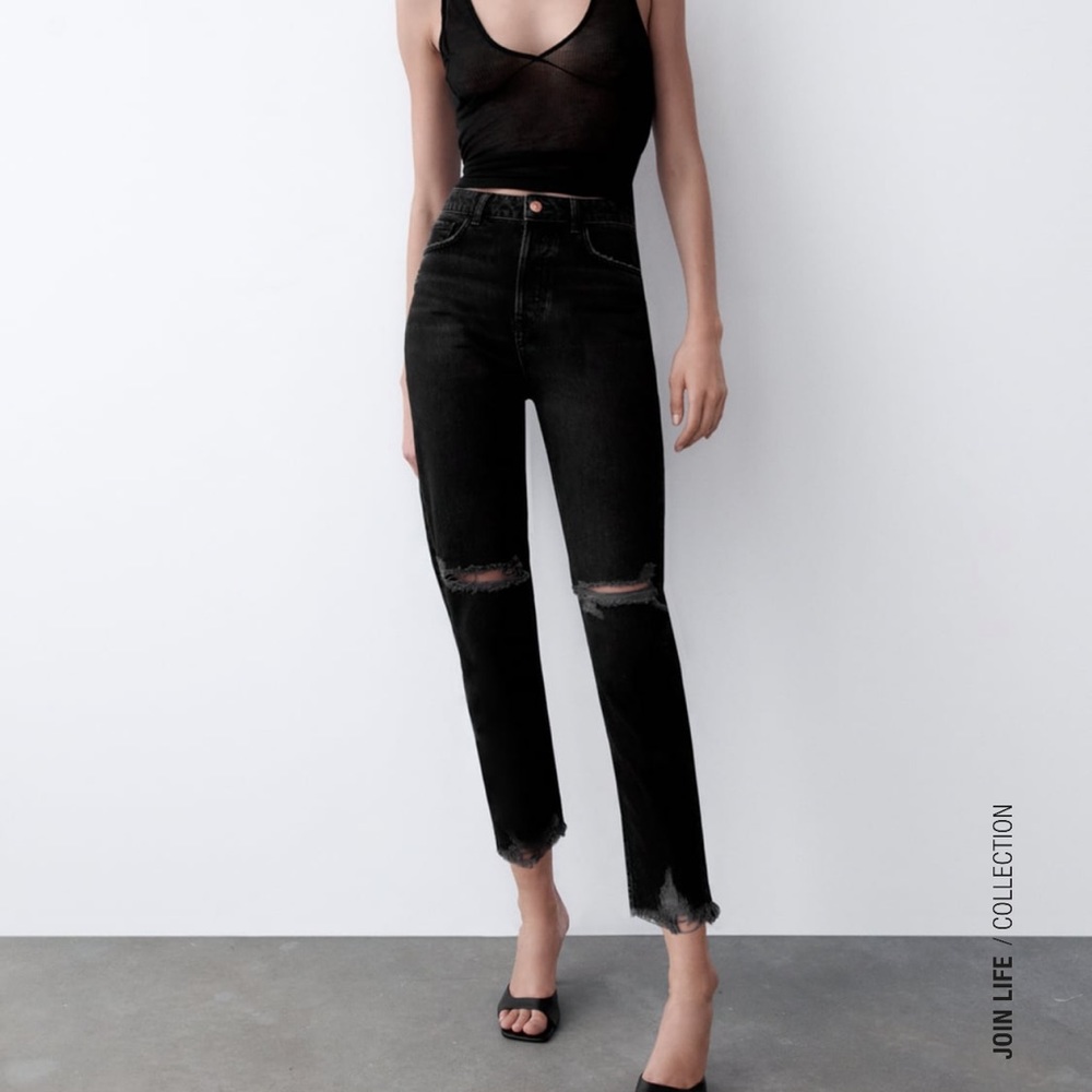 ZARA RIPPED MOM HIGH RISE JEANS